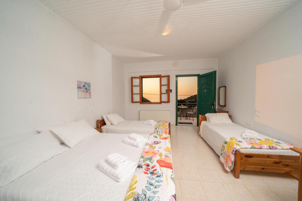 Myrtos View Apartments Anomeriá Eksteriør bilde